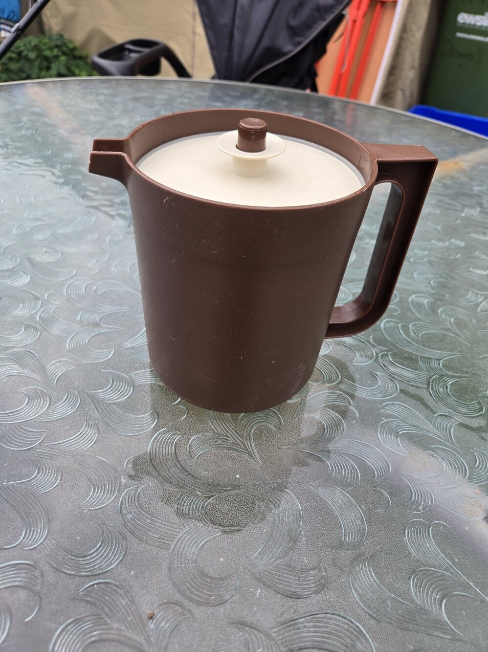 Vintage Tupperware Brown Push Button Pitcher 1575-6